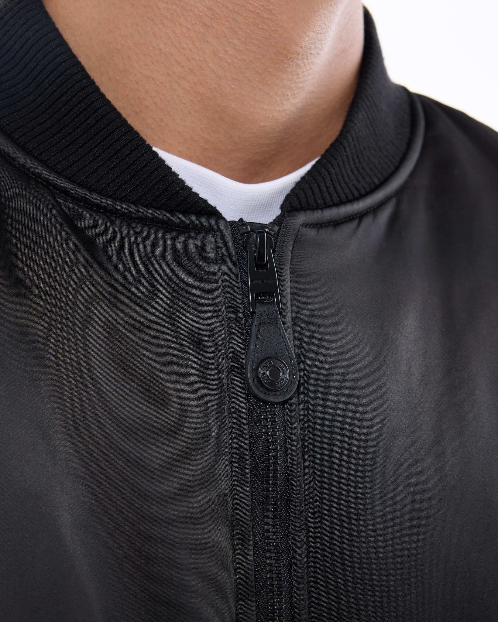 BOMBER JACKET - BLACK - Image 11