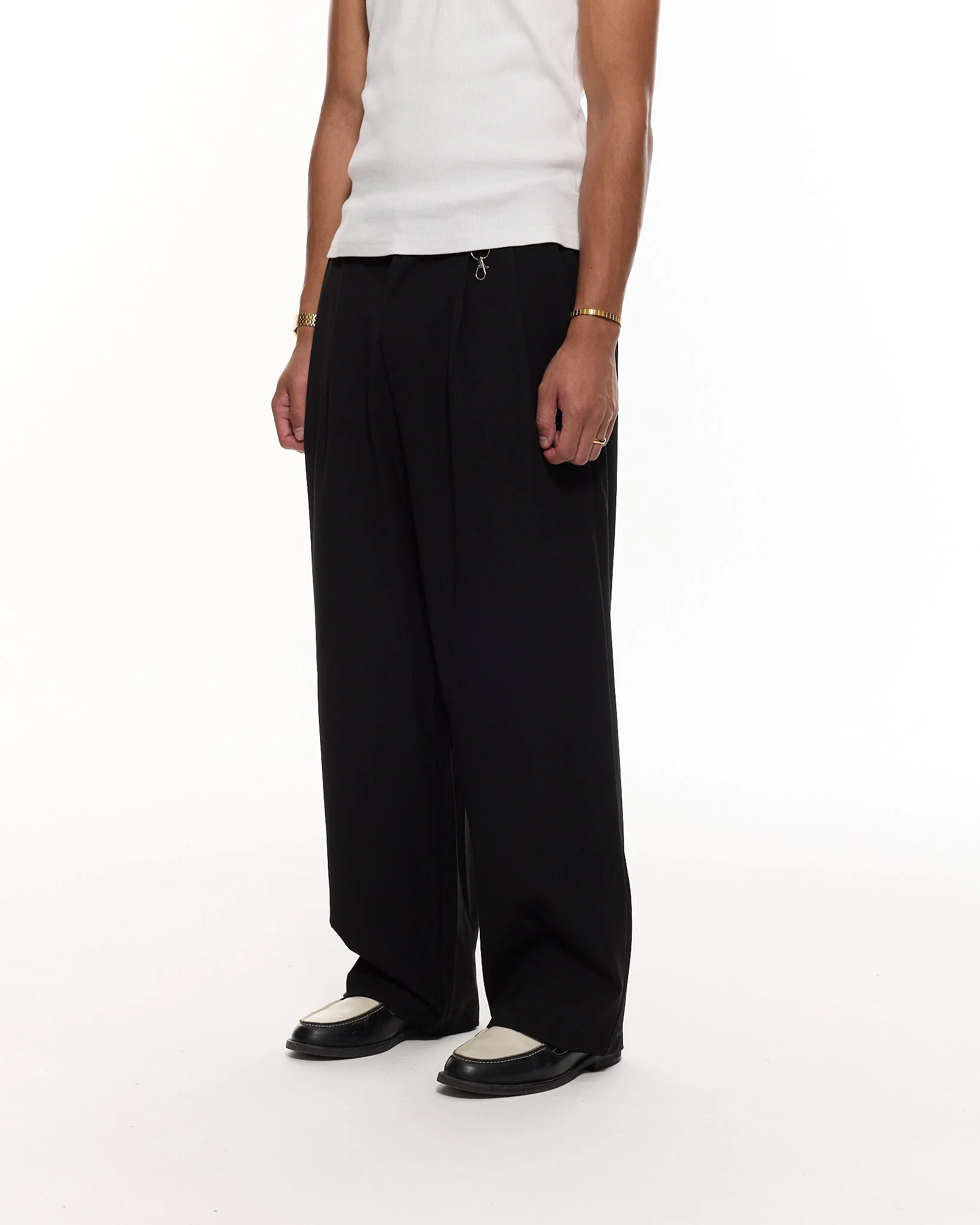 PLEATED PANT - BLACK - Image 5