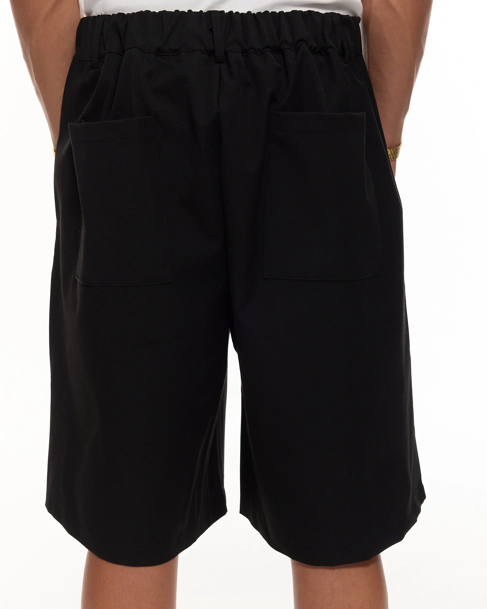 PLEATED SHORTS - BLACK - Image 8