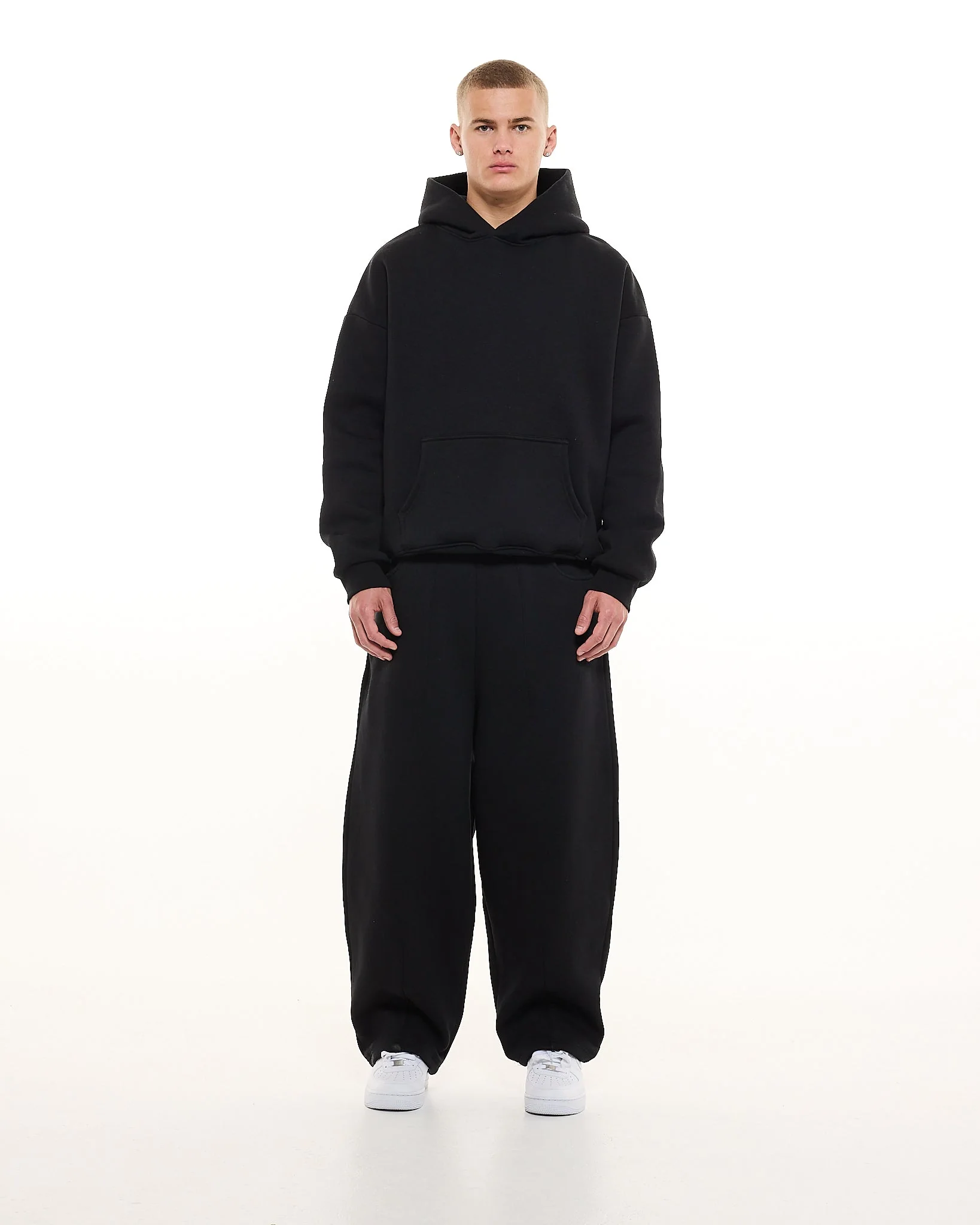 COZY STRAIGHT LEG SWEATS - BLACK - Image 3