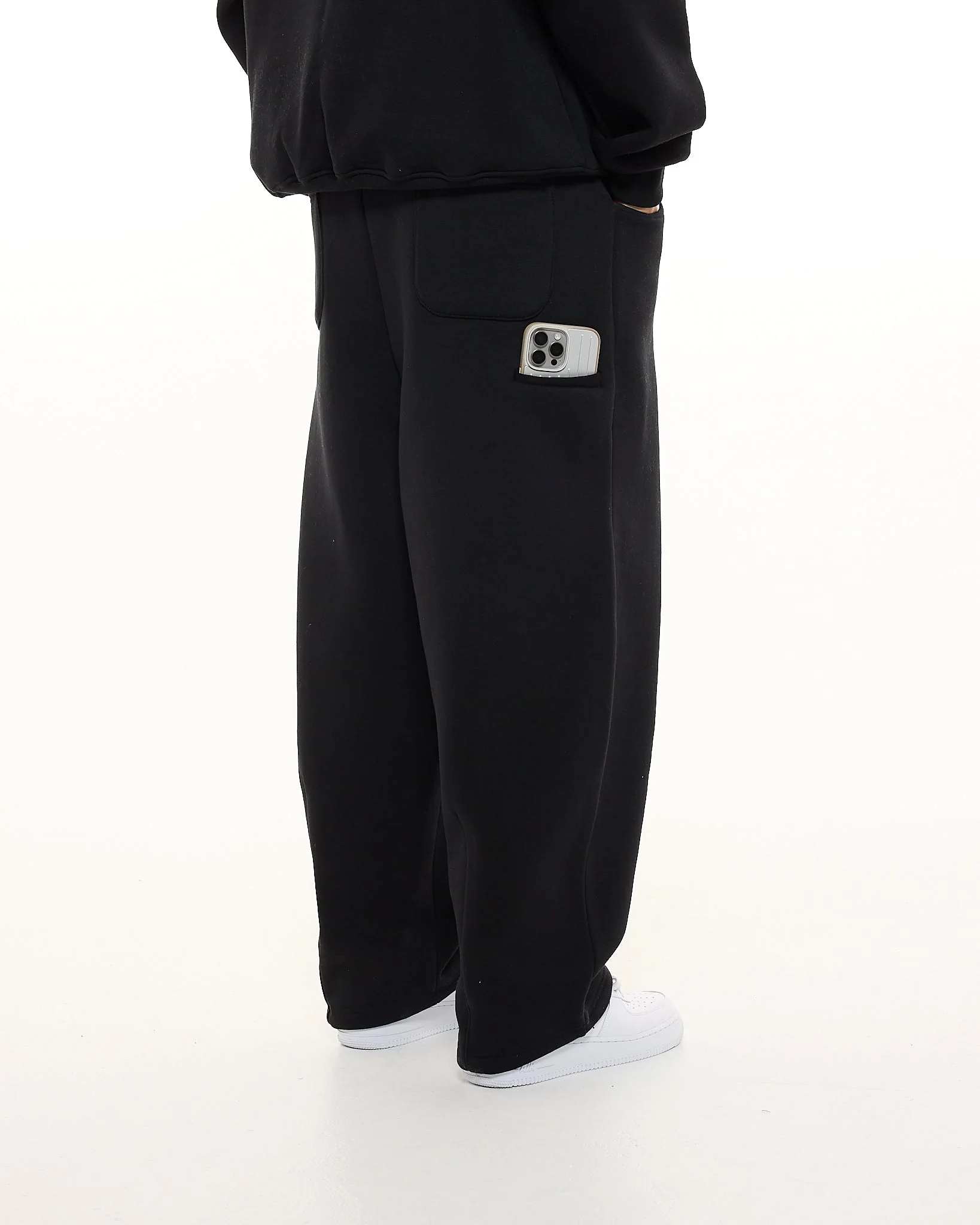 COZY STRAIGHT LEG SWEATS - BLACK - Image 6