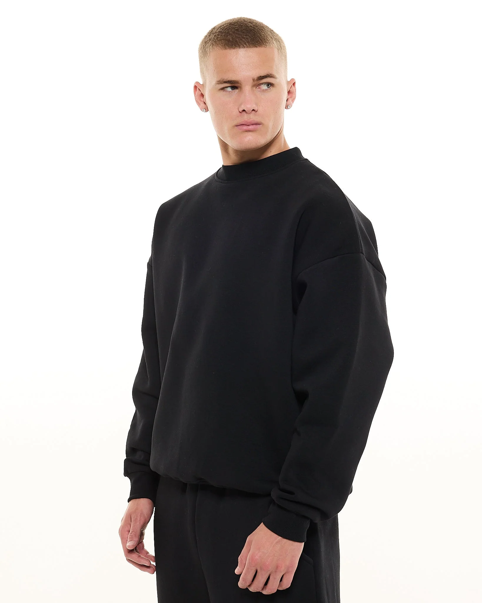 COZY SWEATER - BLACK - Image 6