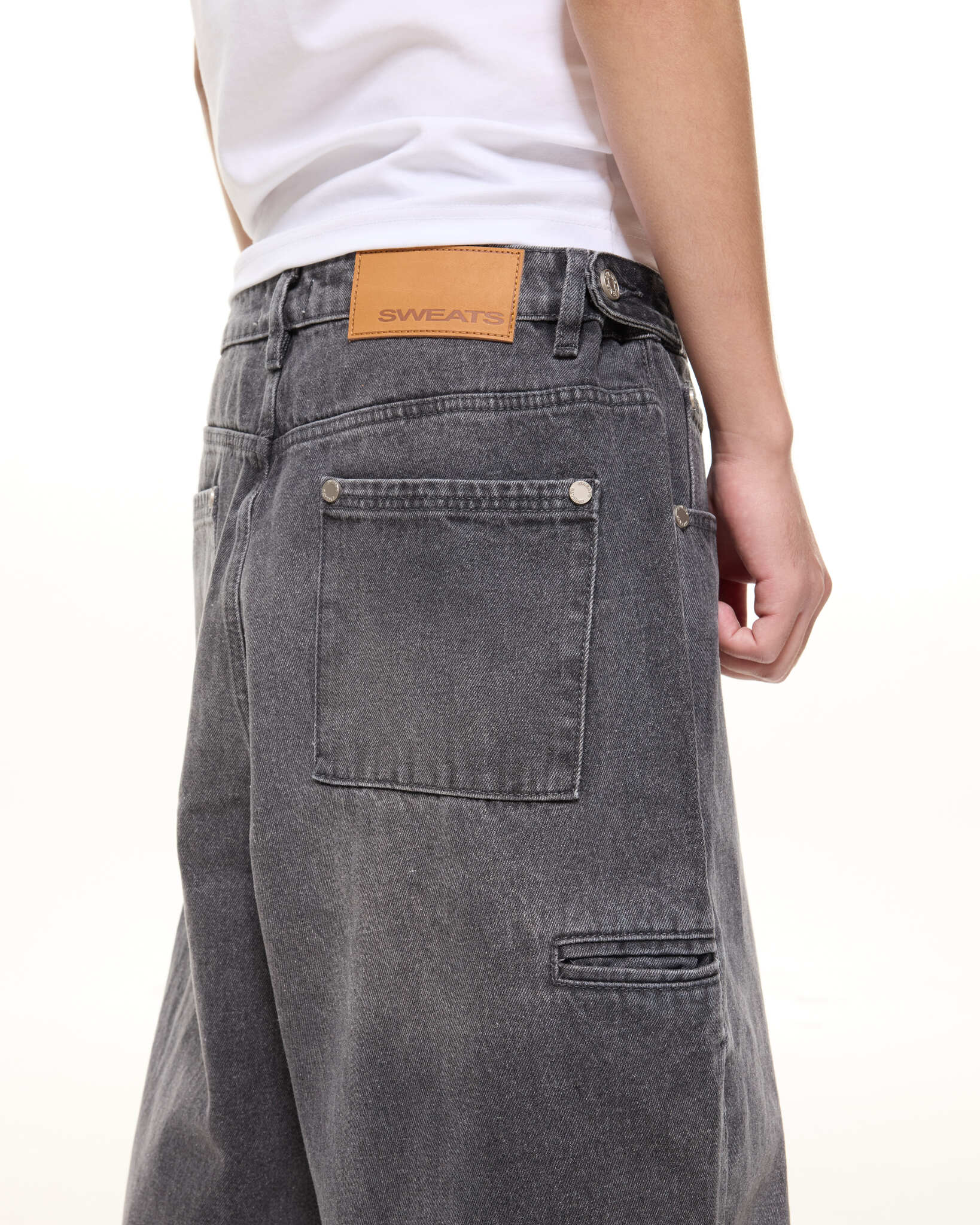 DENIM BAGGY JEANS - WASHED BLACK - Image 8