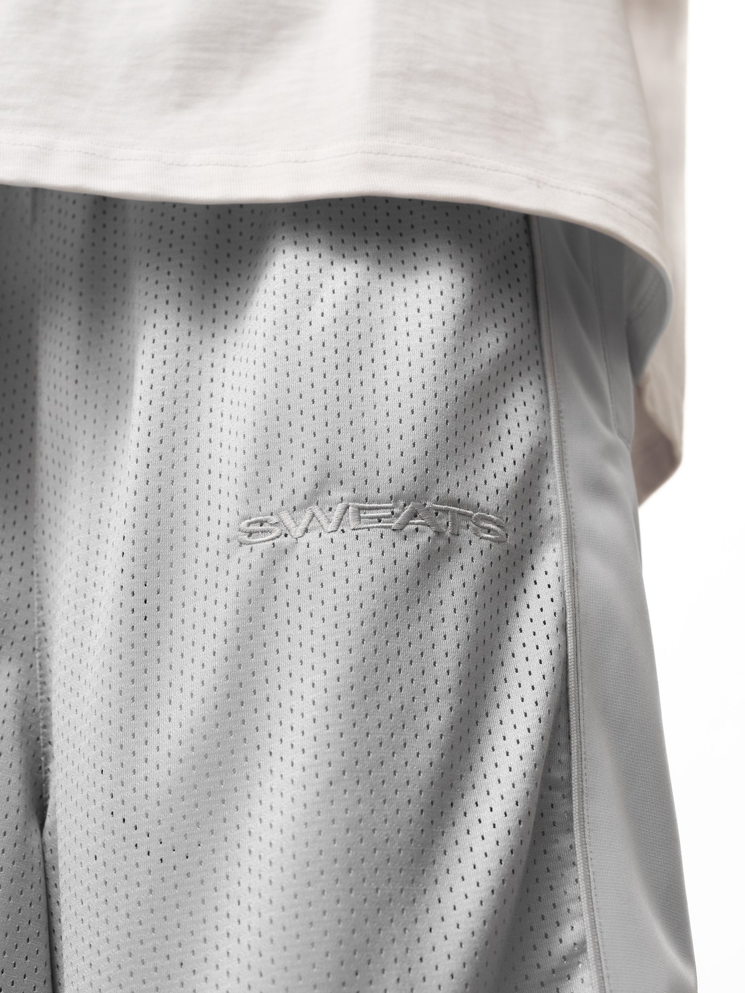 MESH SHORT - GREY - Image 6