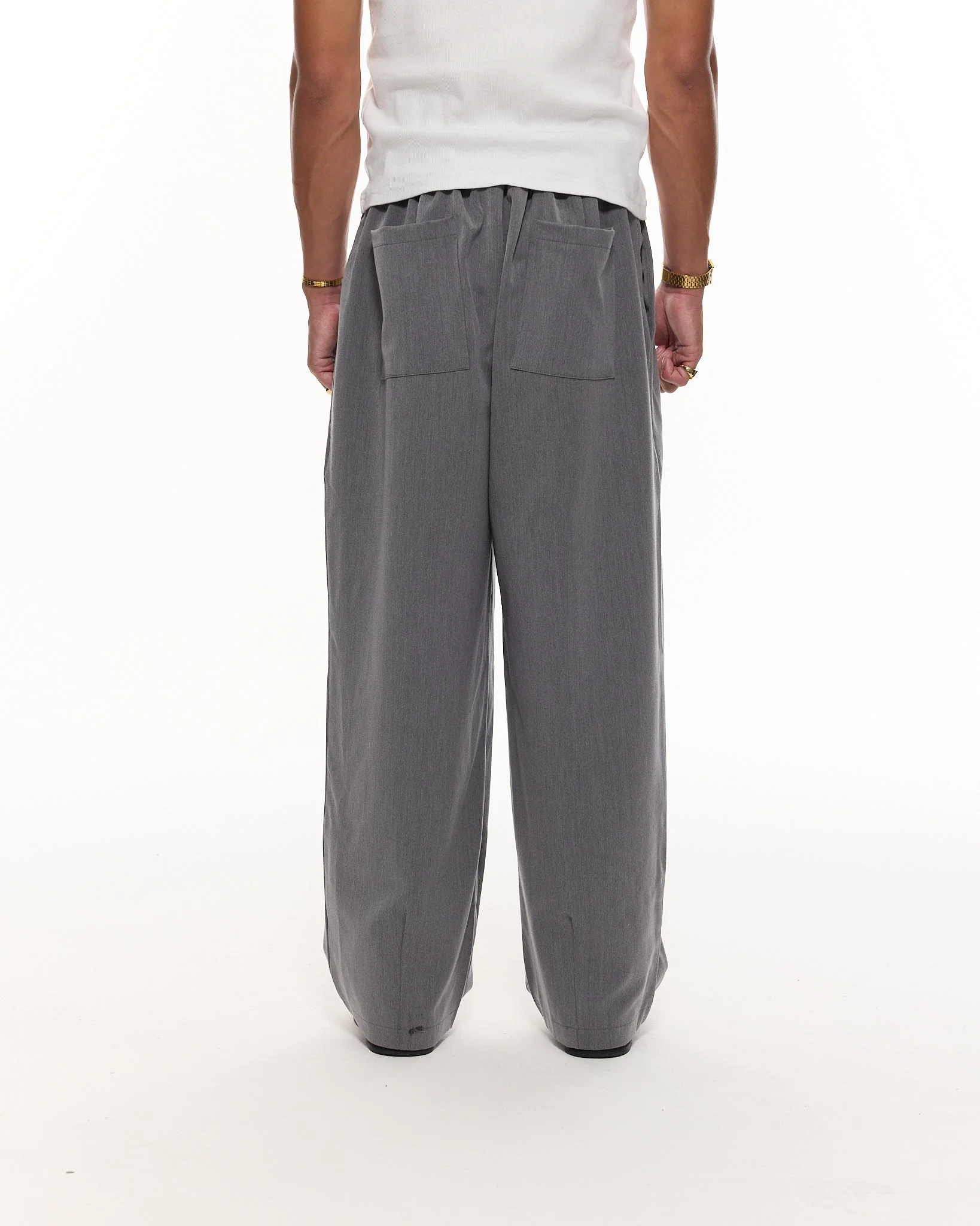 PLEATED PANT - GREY - Image 8