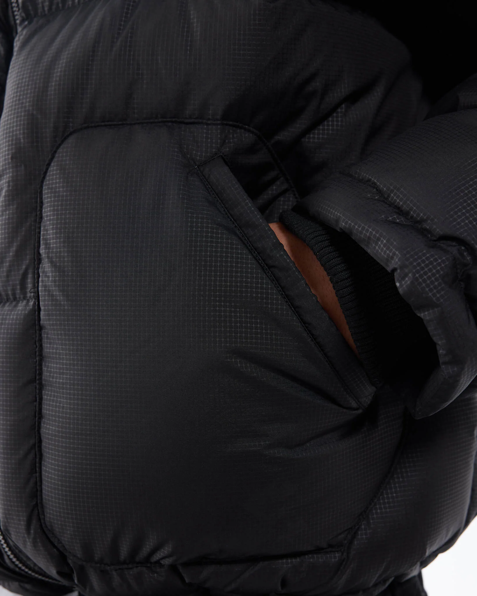 HOODED PUFFER JACKET - BLACK - Image 9